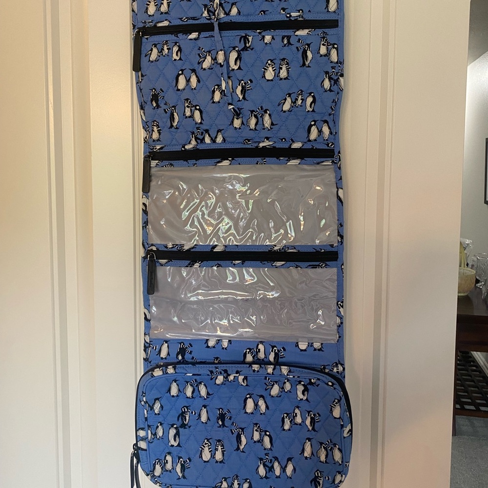 Vera Bradley hanging travel organizer